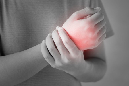 Cold Laser Therapy Device for Wrist Pain | Advino CuraLaser